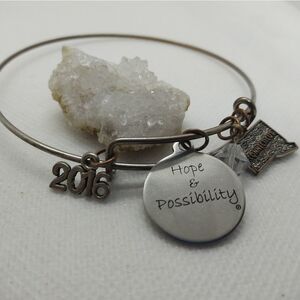 Hope and possibilities bracelet‎